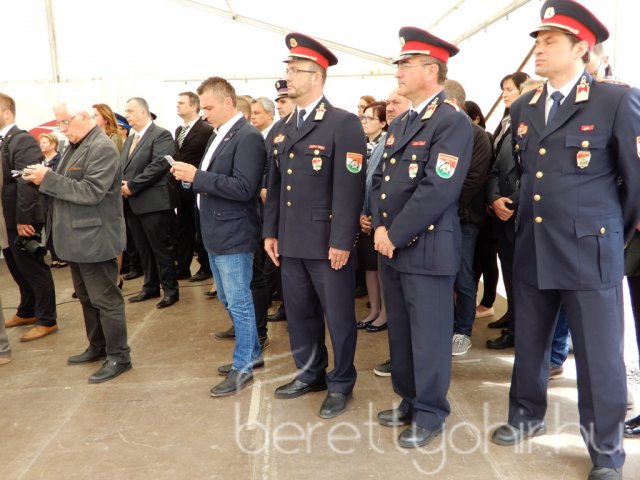 Börtönkórház alapkőletétele 11